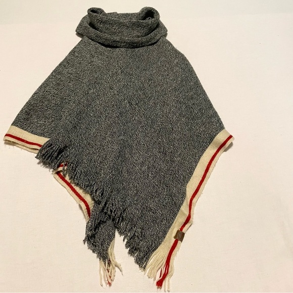 Roots Kids S/M Poncho Shawl Sweater - Picture 14 of 14